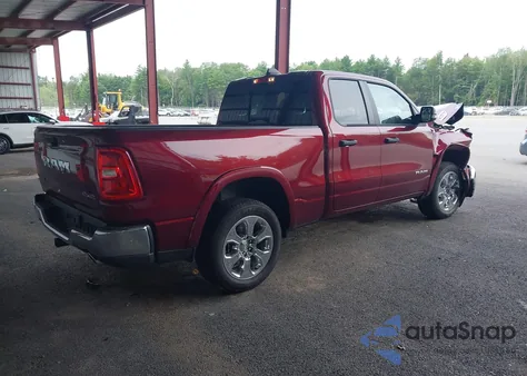 2025 Ram 1500 Big Horn Crew Cab 4X4 6'4 Box z USA, uszkodzony, nr VIN 1C6SRFBP1SN706516